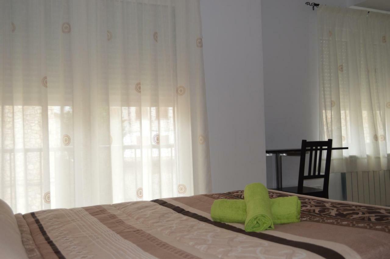 Hostal Rural Amador Puente de Vadillos Kültér fotó